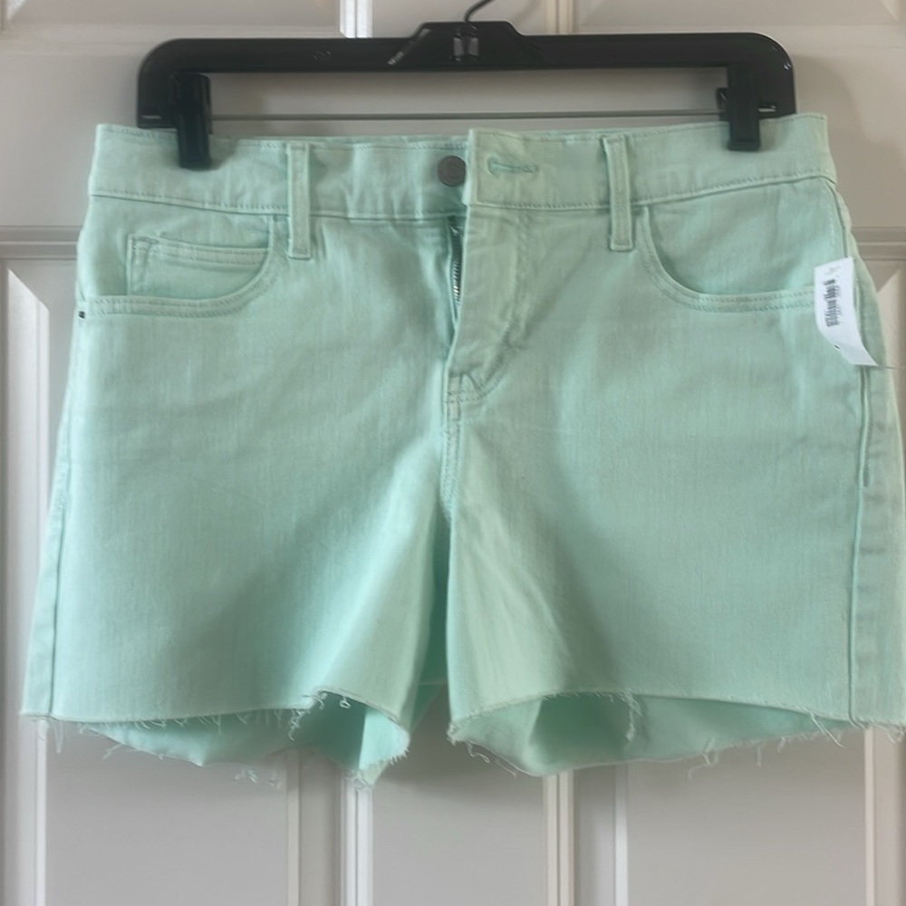 NEW Old Navy mint green Boyfriend shorts